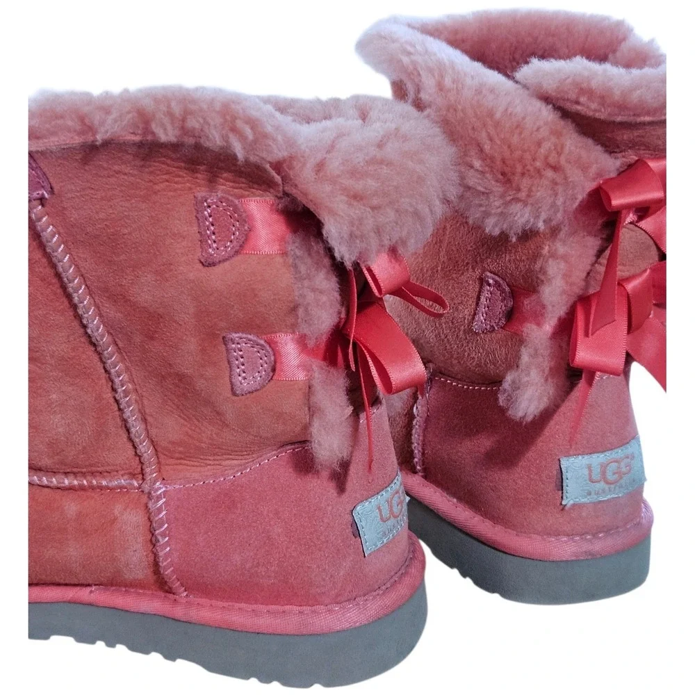 UGG Australia Bailey Bow II Pink Sheepskin Suede Mid Calf Boots Sz 4 Double Bows